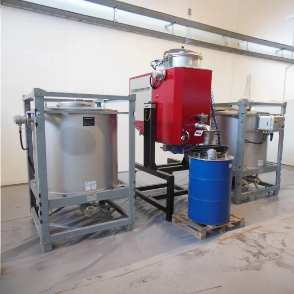 Distillateur de solvants automatique DQ120AX avec vanne et réservoir connecté - Tricolor Industries