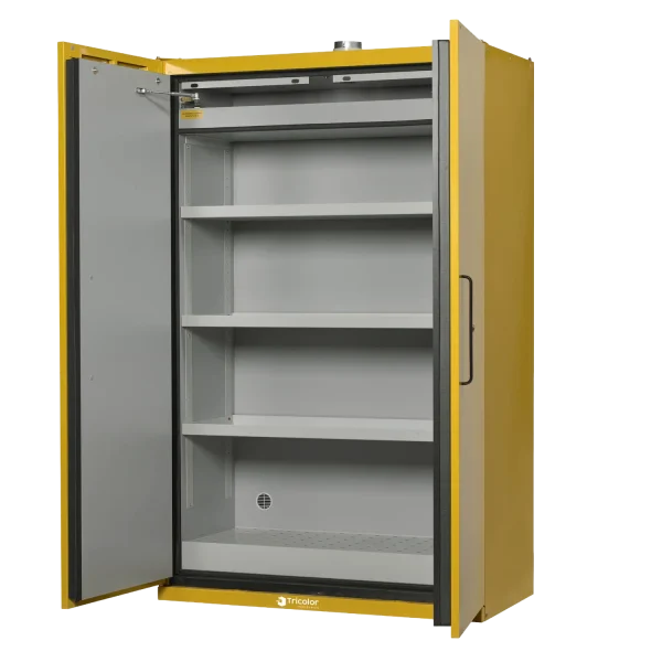 Armoire coupe feu 2 portes ouverte