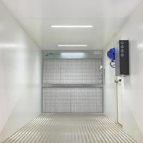 intérieur d'un container d'aspiration pour pulvérisation de peinture et traitement de surface de grandes pièces