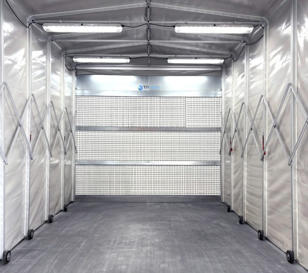 intérieur cabine de peinture rétractable